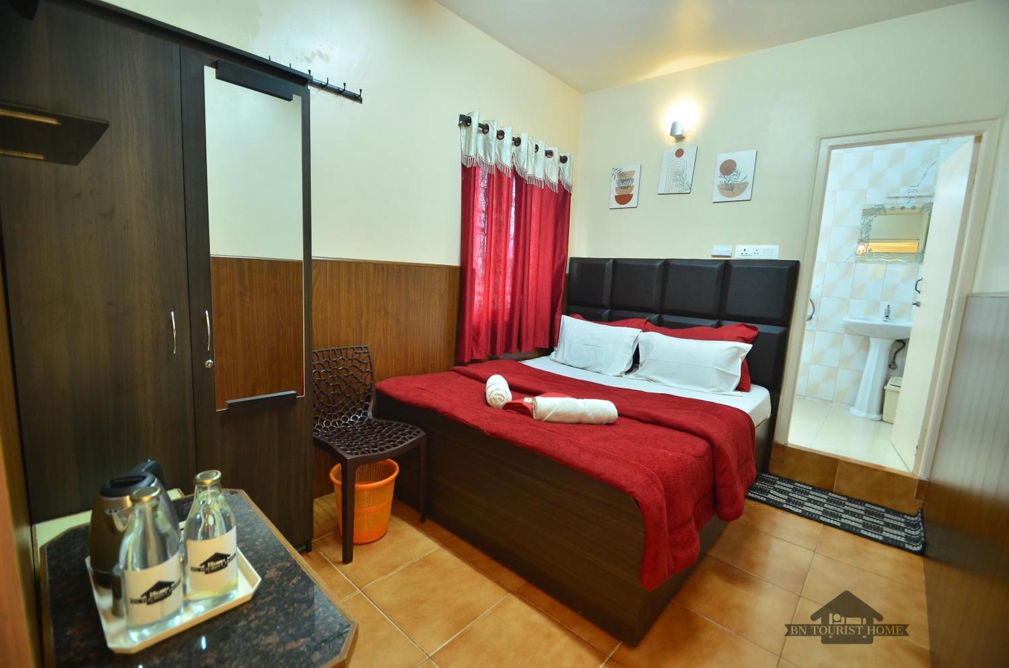Bn Tourist Home Ooty Exterior foto